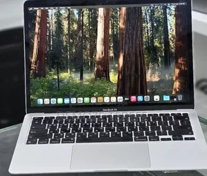 New Laptop Apple MacBook 8GB Apple M1 Pro SSD 512GB