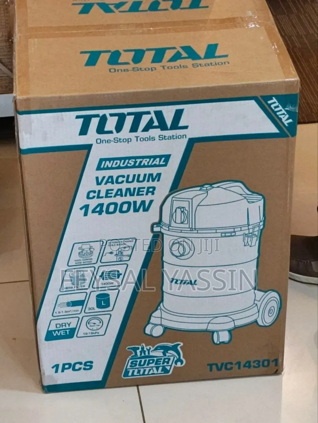 Total Vacuum Cleaner 1,400w