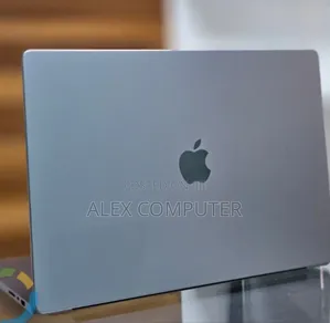 New Laptop Apple MacBook Pro M1 32GB Apple M1 Pro SSD 512GB