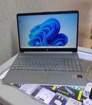 New Laptop HP 8GB AMD SSD 512GB