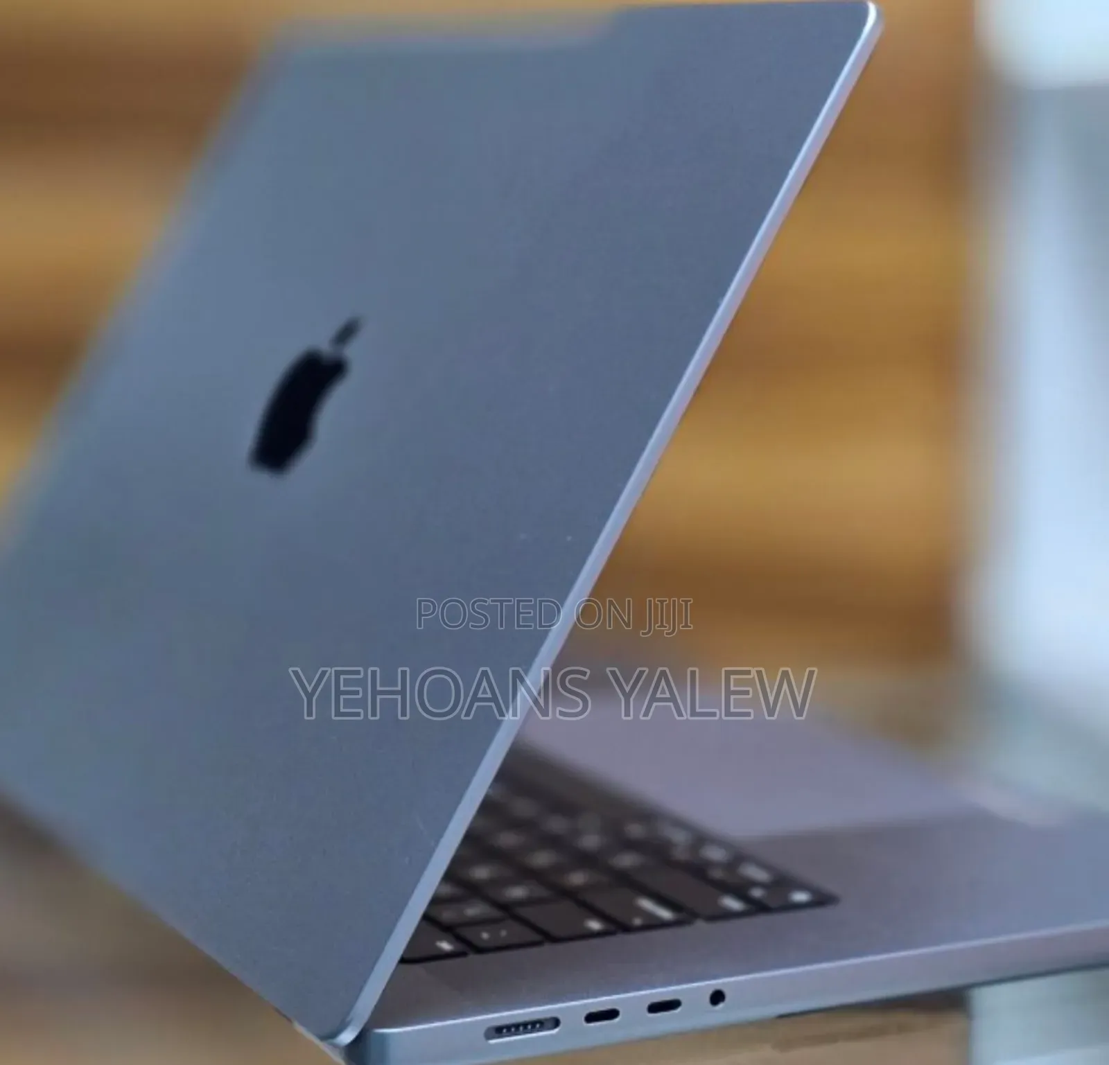 New Laptop Apple MacBook Pro M1 32GB Apple M1 Pro SSD 512GB