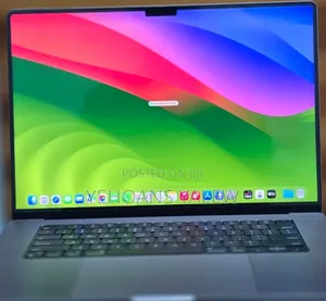 New Laptop Apple MacBook Pro M1 32GB Apple M1 Pro SSD 512GB
