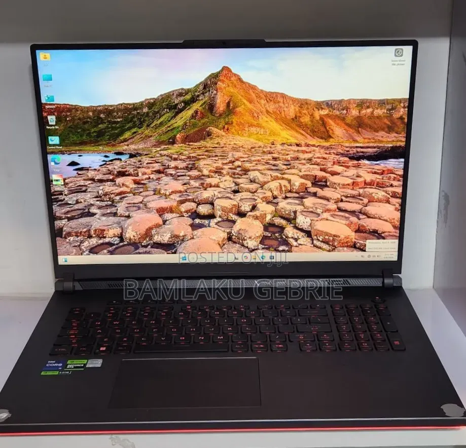 New Laptop Asus ROG Strix G15 32GB Intel Core i9 SSD 1T