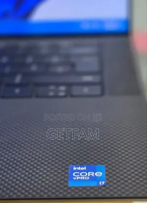New Laptop Dell Precision 5560 16GB Intel Core i7 SSD 512GB