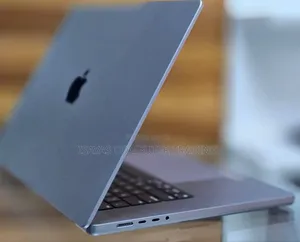 New Laptop Apple MacBook Pro M1 32GB Apple M1 Pro SSD 512GB