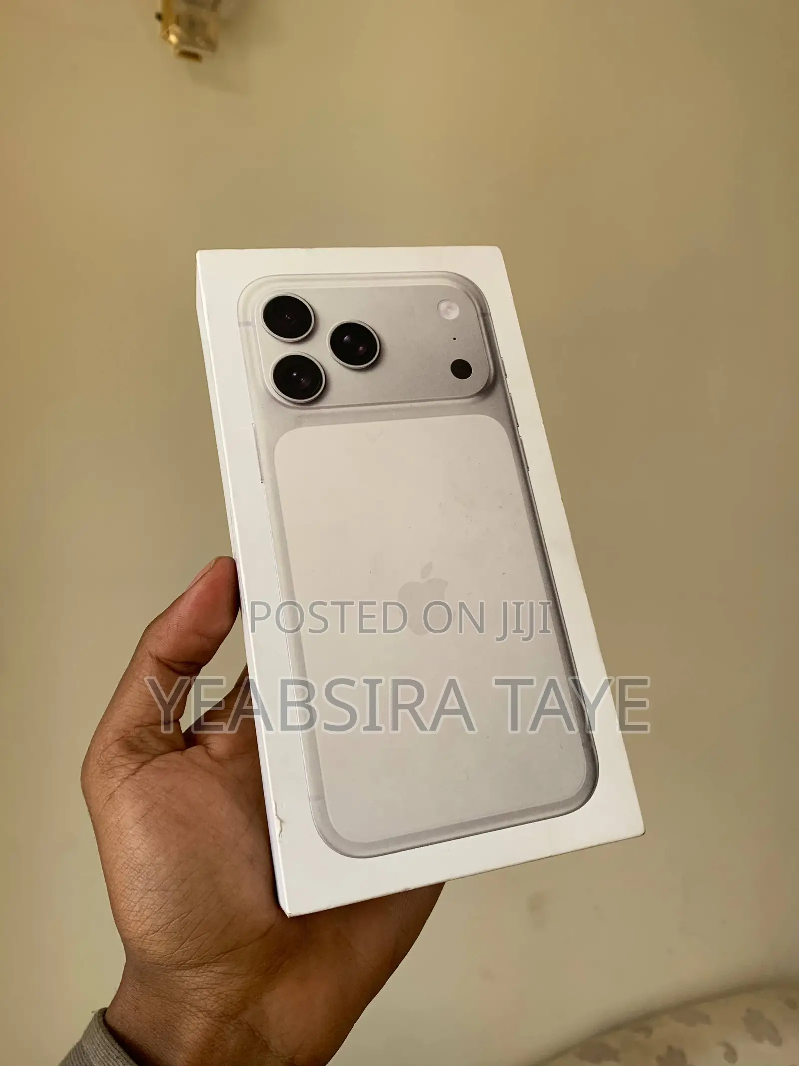 New Apple iPhone 17 Pro Max 256 GB Silver