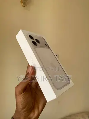 New Apple iPhone 17 Pro Max 256 GB Silver