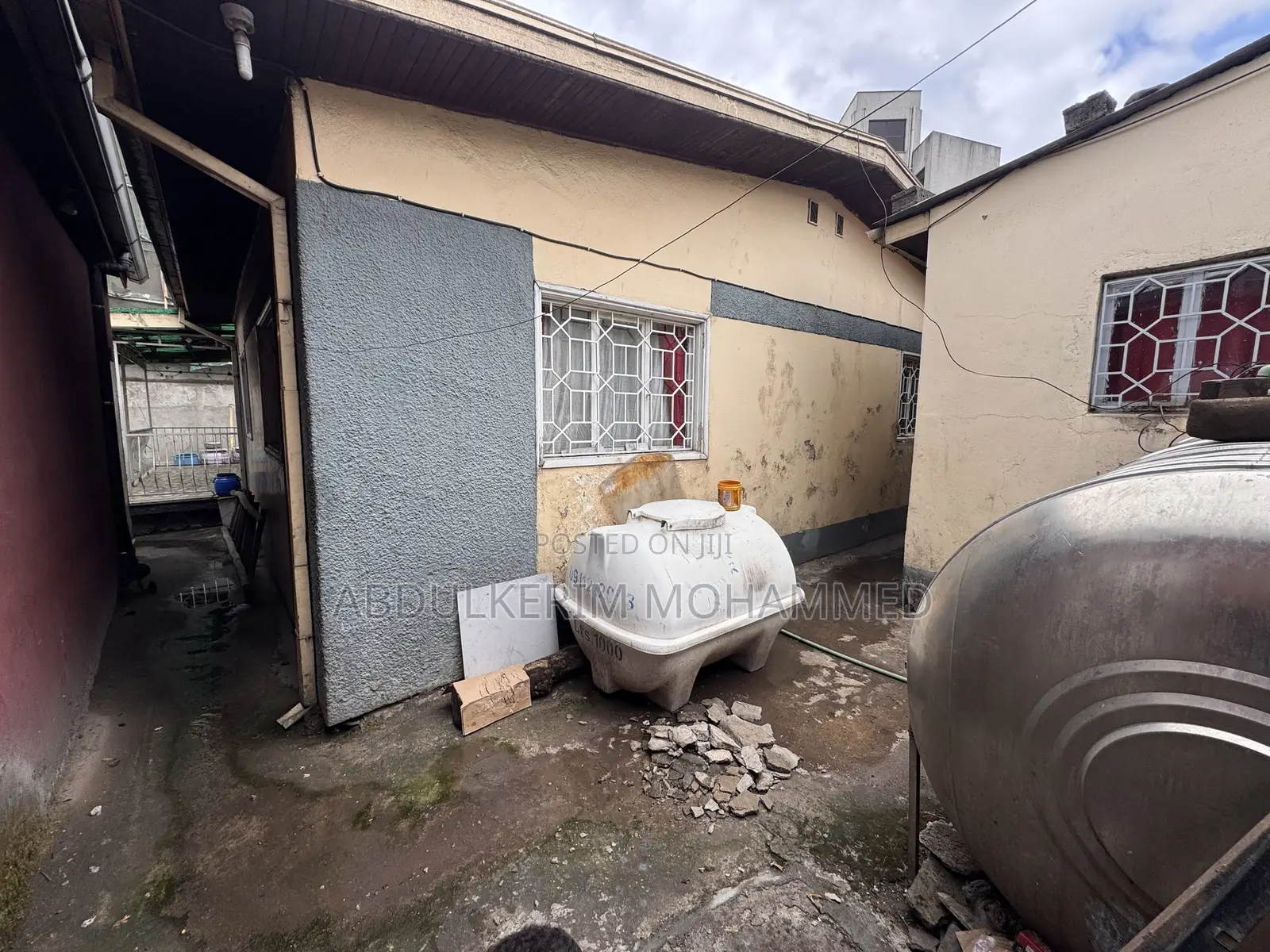 3bdrm House in Gullele for sale