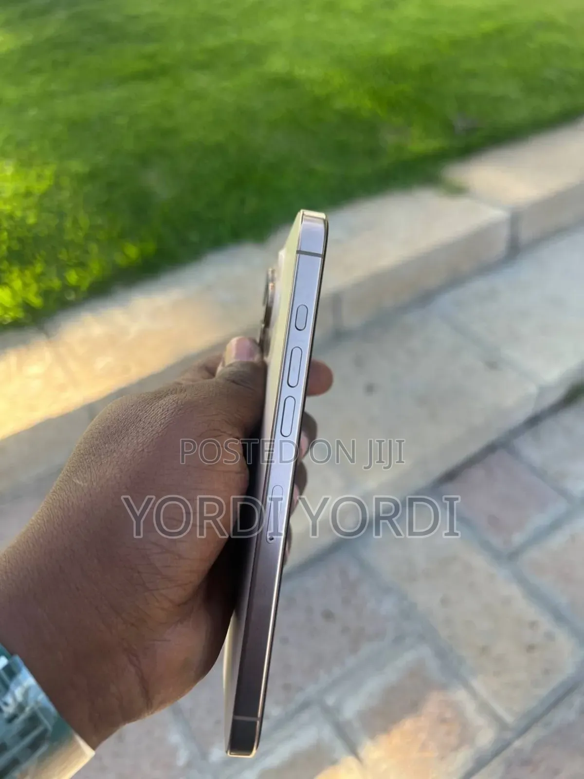 Apple iPhone 16 Pro Max 256 GB White