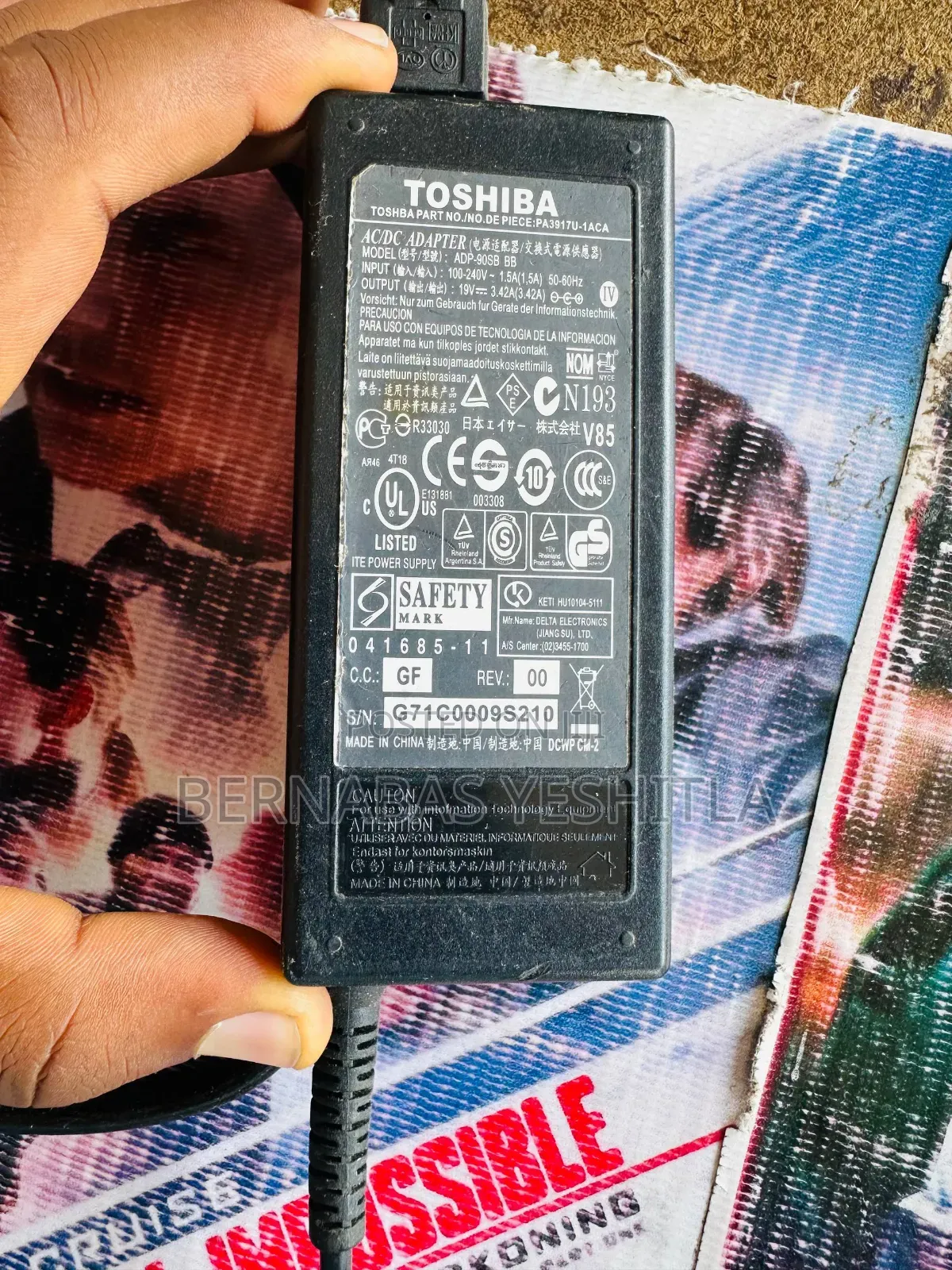 Toshiba Charger