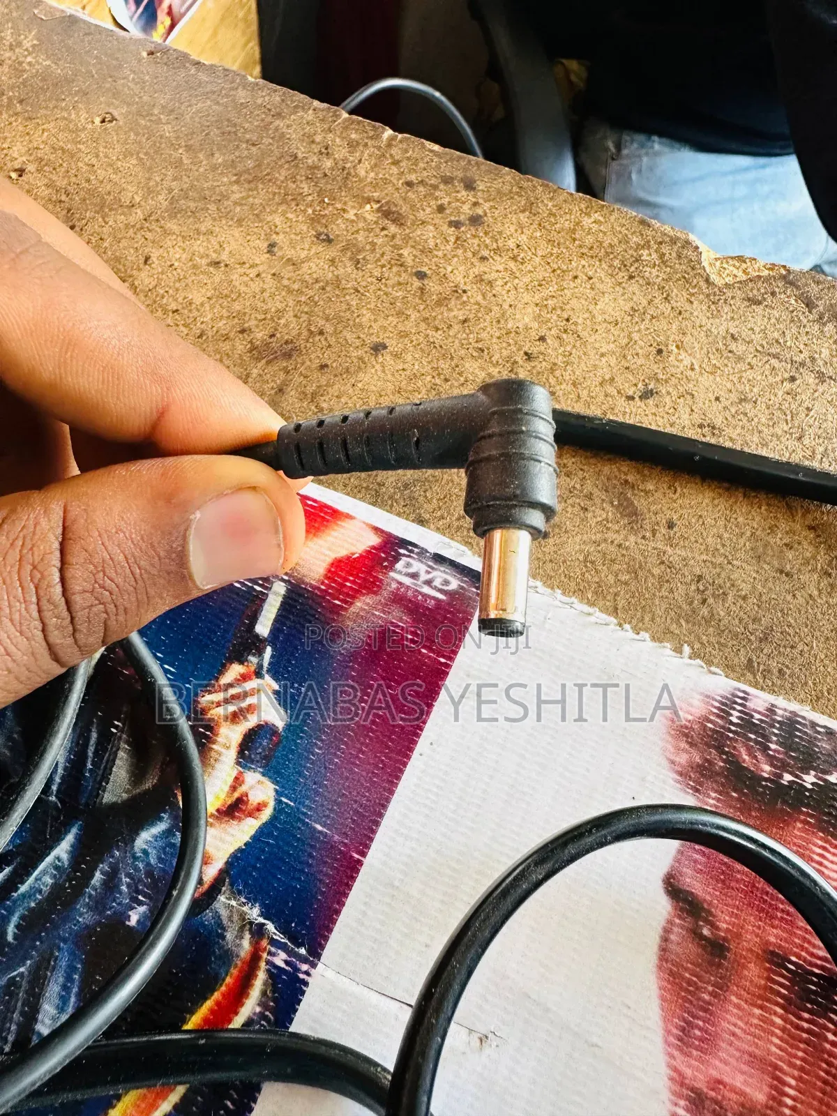 Toshiba Charger