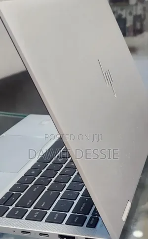 New Laptop HP EliteBook 1040 G8 16GB Intel Core i5 SSD 512GB