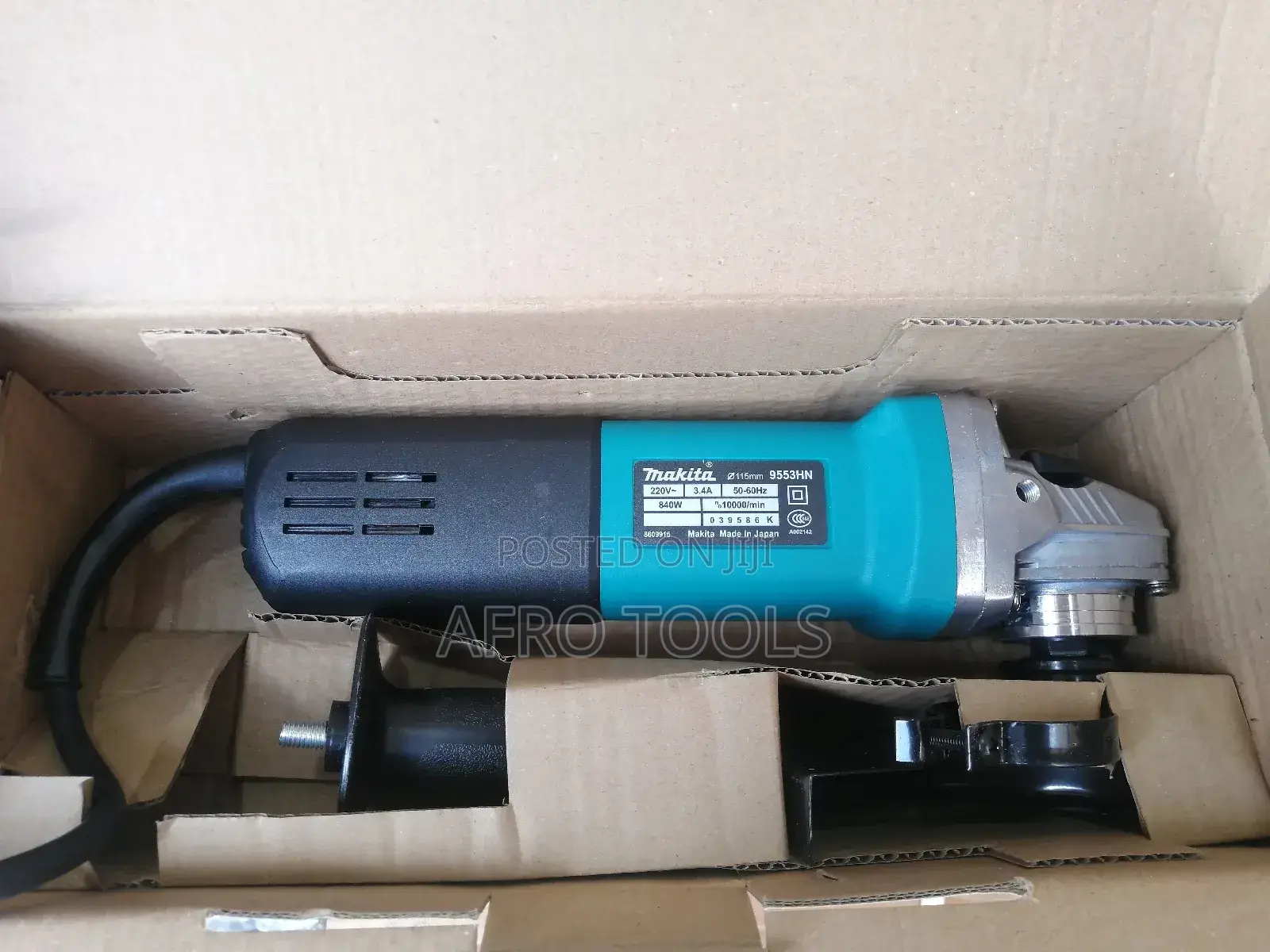 Makita 840w Grinder