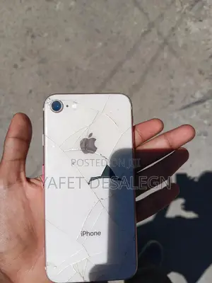 Apple iPhone 8 64 GB Purple