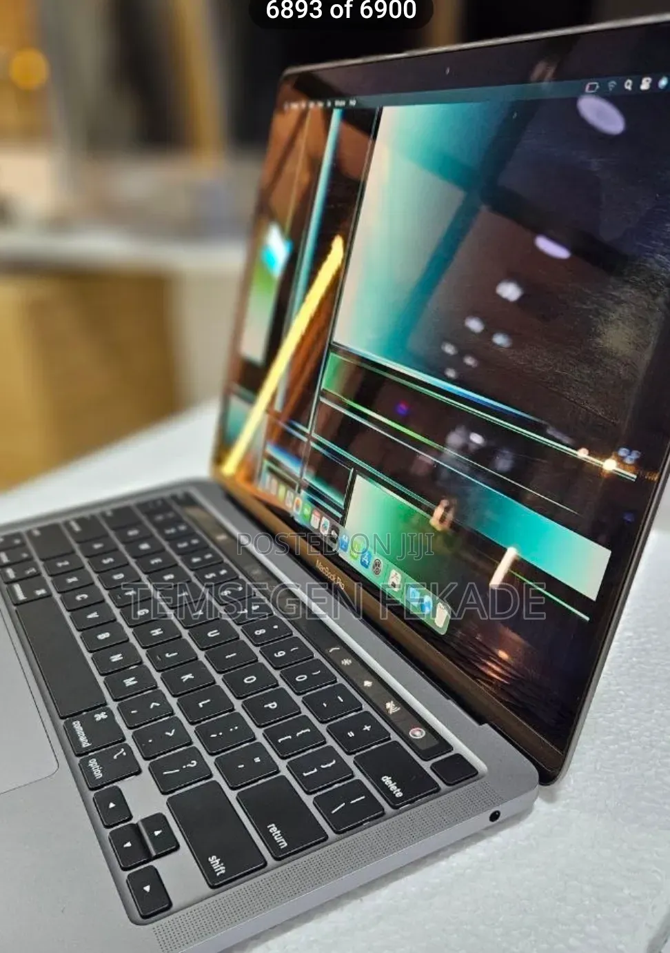 New Laptop Apple MacBook Pro 2022 M2 8GB Apple M2 SSD 256GB