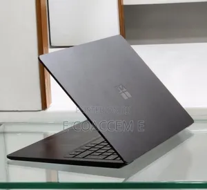 New Laptop Microsoft Surface 16GB Intel Core i7 SSD 512GB