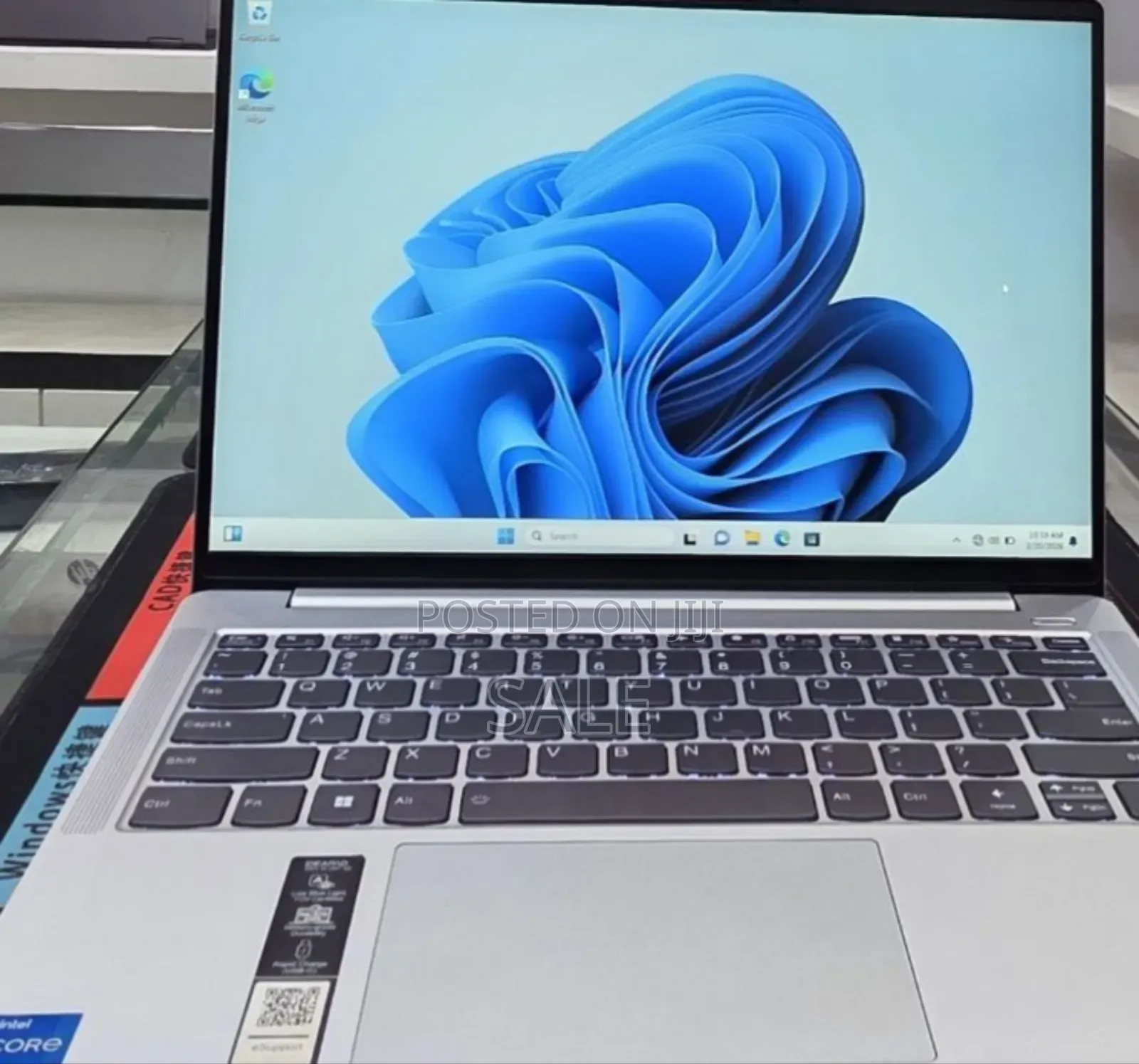 New Laptop Lenovo Ideapad 3 16GB Intel Core i5 SSD 512GB