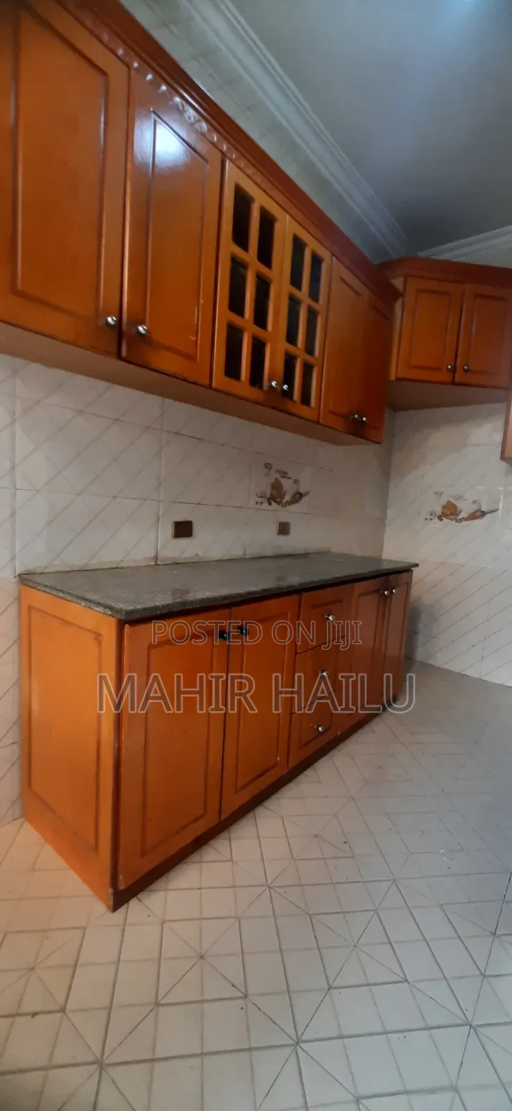 4bdrm Villa in Real, Bole for rent