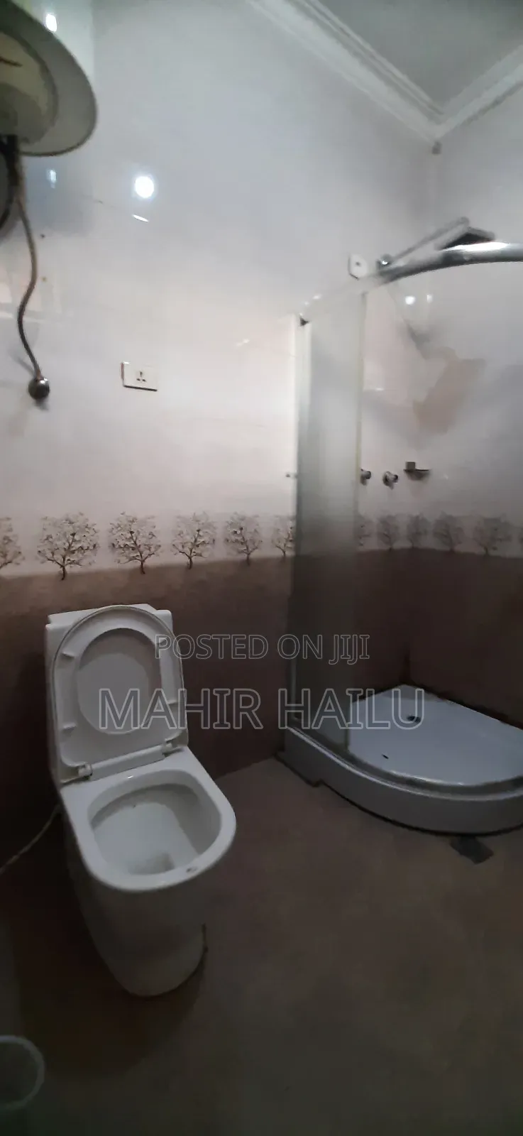 4bdrm Villa in Real, Bole for rent