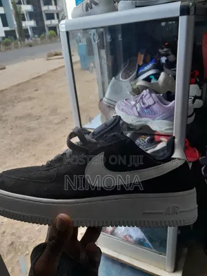Nike Air Force 1 PRM Tz Low Bearbrick, Black