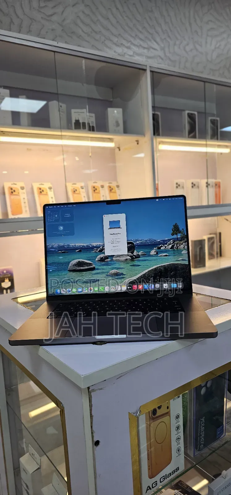 New Laptop Apple MacBook Pro M1 32GB Apple M1 Max SSD 1T
