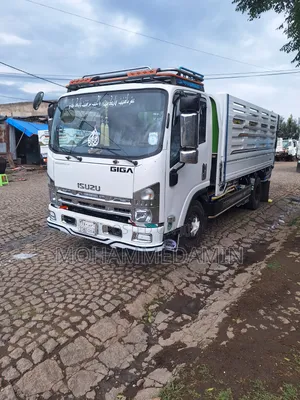 Isuzu Markat