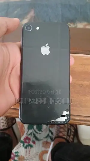 Apple iPhone 8 64 GB Gray