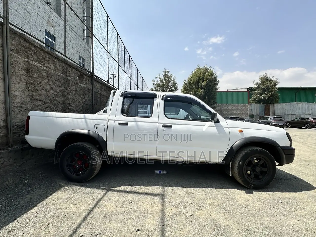 Dongfeng Lingzhi M3 2010 White