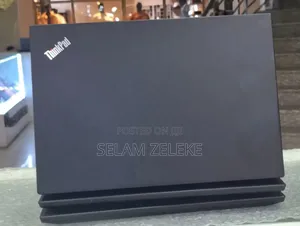 New Laptop Lenovo ThinkPad t495s 4GB AMD Ryzen 7 SSD 512GB
