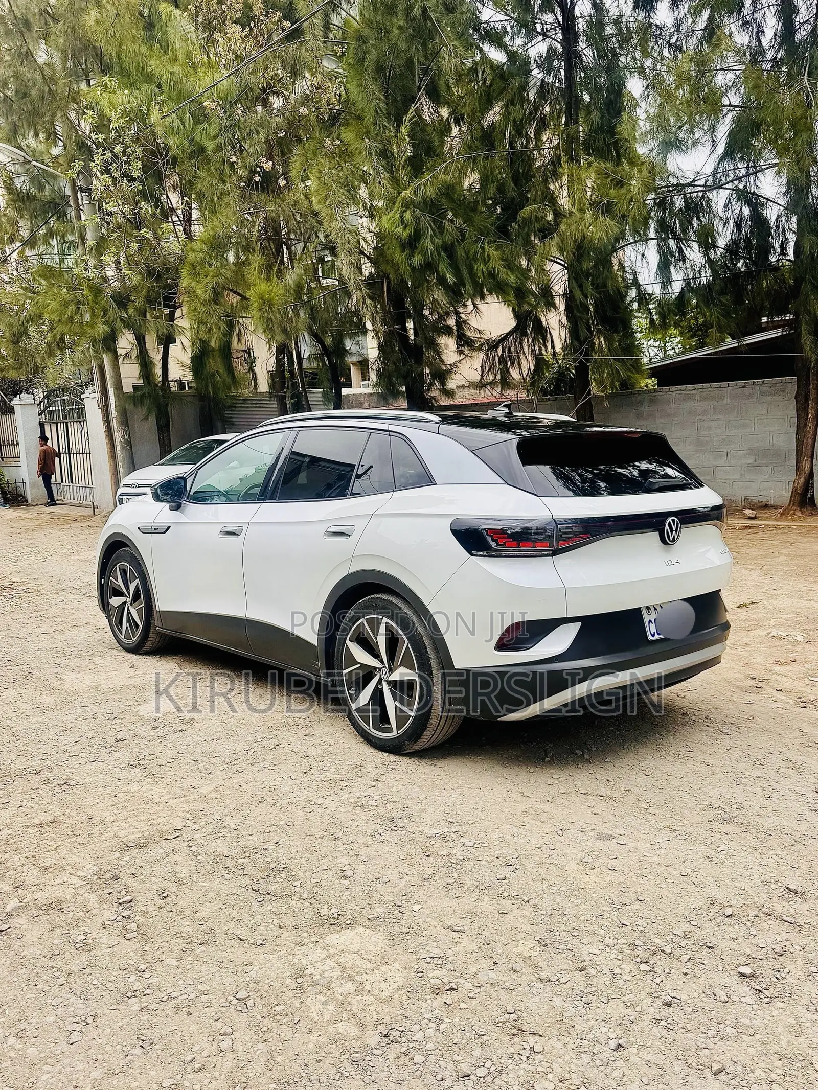 Volkswagen ID.4 Crozz 52 kWh RWD 2022 White