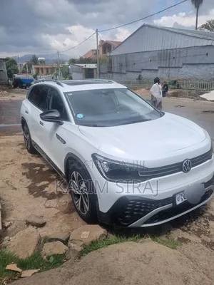 Volkswagen ID.6 2024 White