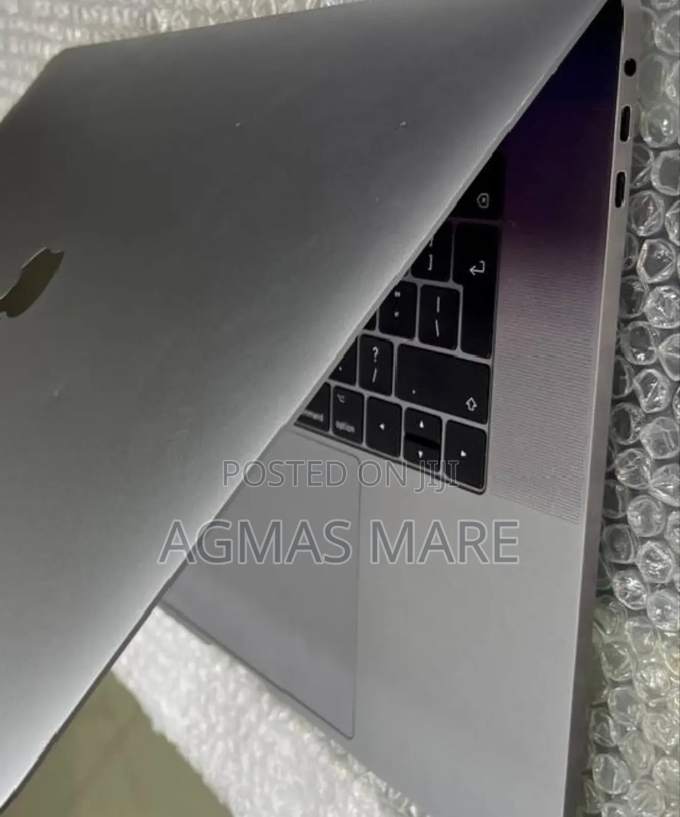New Laptop Apple MacBook Pro 2017 16GB Intel Core i7 SSD 512GB