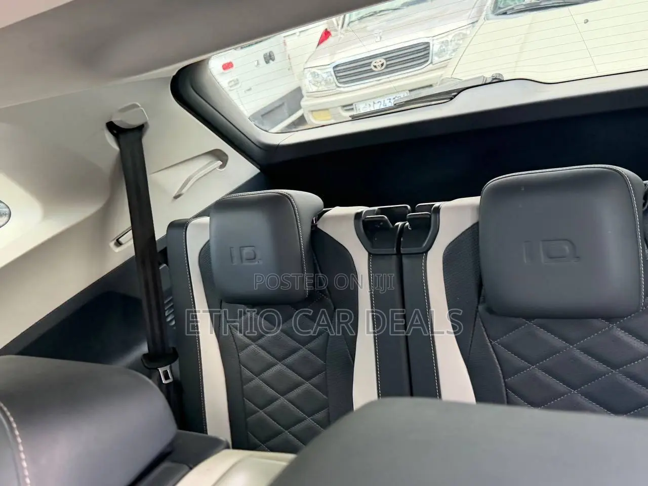 Volkswagen ID.6 2022 Blue