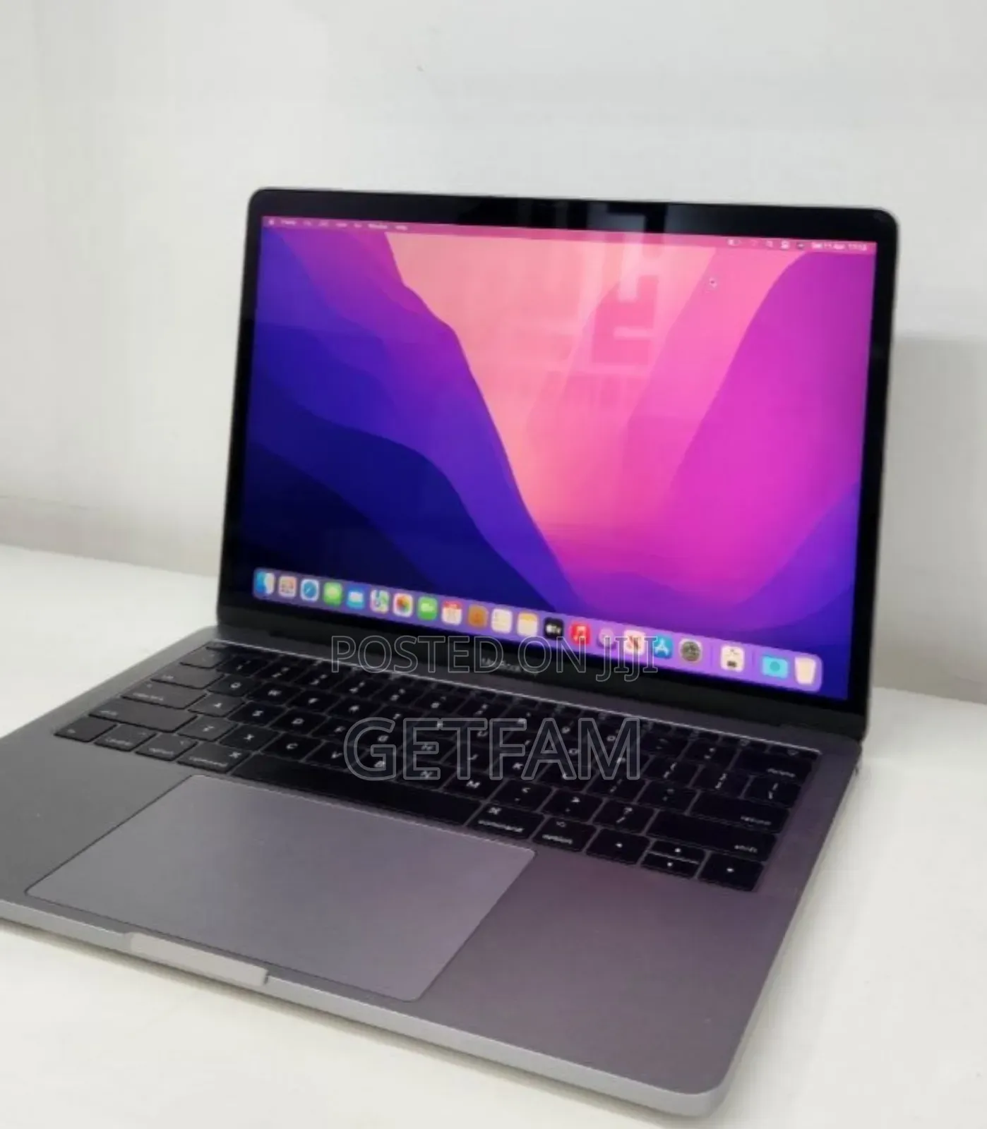 New Laptop Apple MacBook Pro 2017 8GB Intel Core i5 SSD 128GB