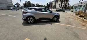 Toyota C-HR 2017 Silver