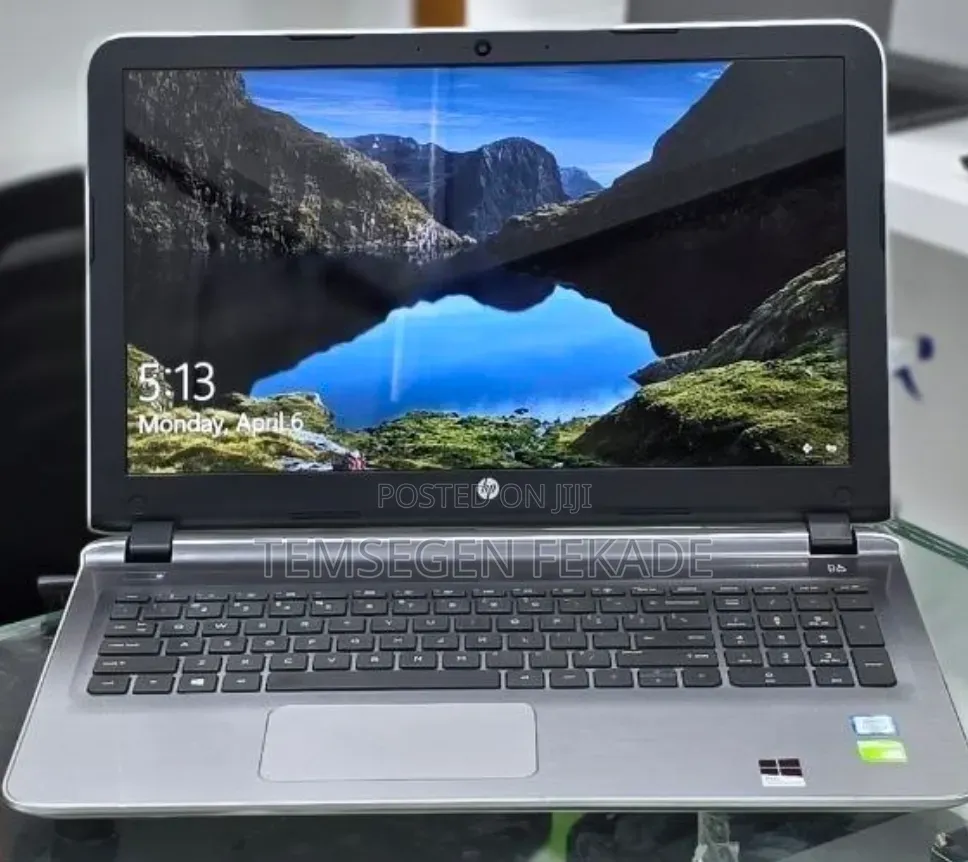 New Laptop HP Pavilion 15 8GB Intel Core i5 SSD 1T