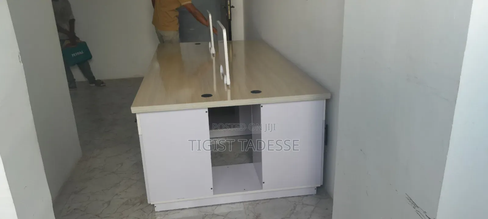 Office Workstation Desk for 4 People | Space-Saving Computer Table
