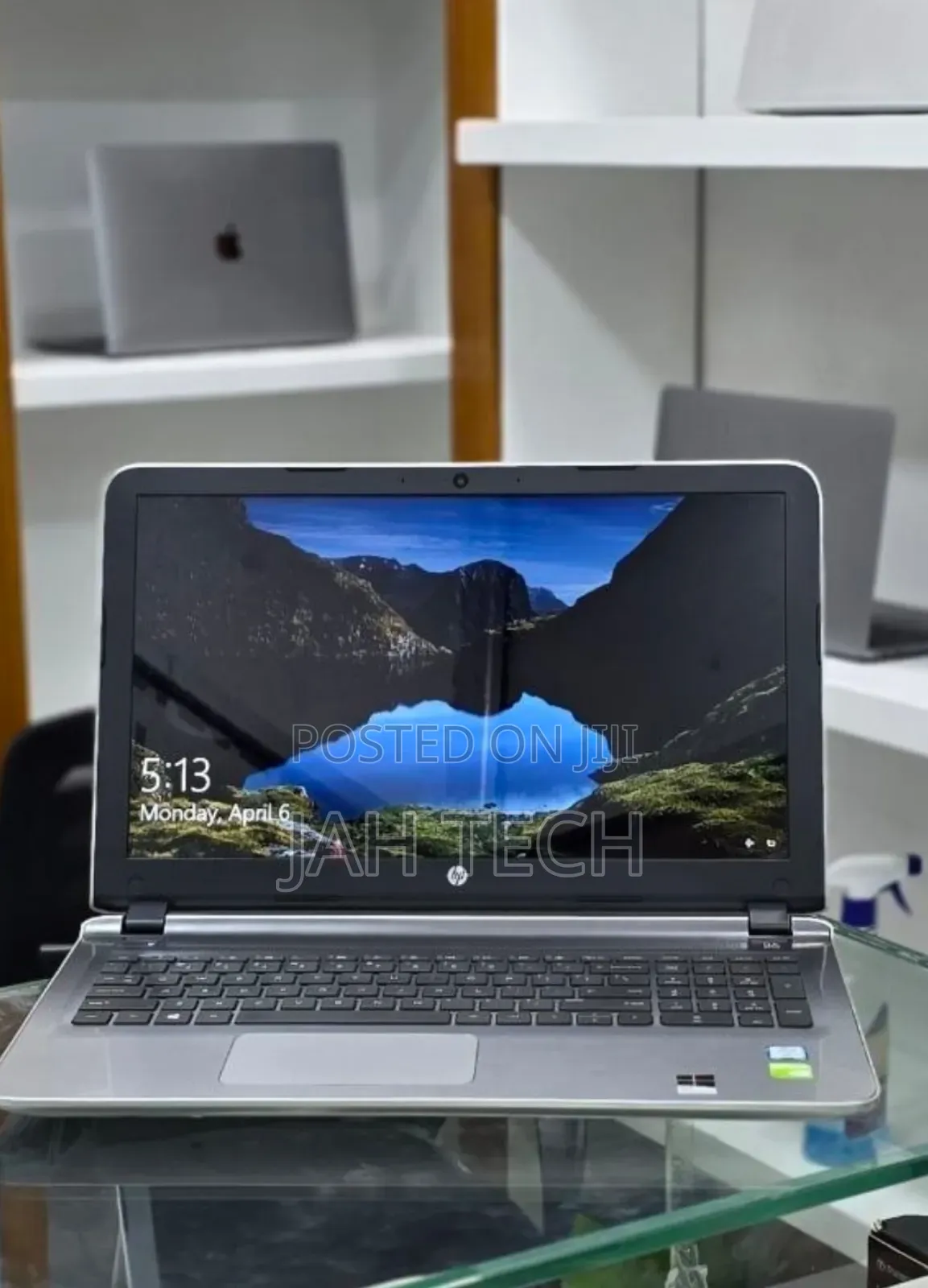 New Laptop HP Pavilion 15 8GB Intel Core i5 HDD 1T
