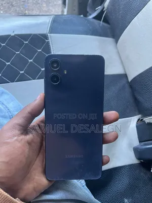 Samsung Galaxy A06 128 GB Bronze
