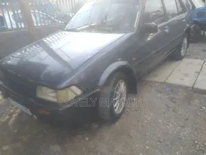 Toyota Corolla 1986 Blue