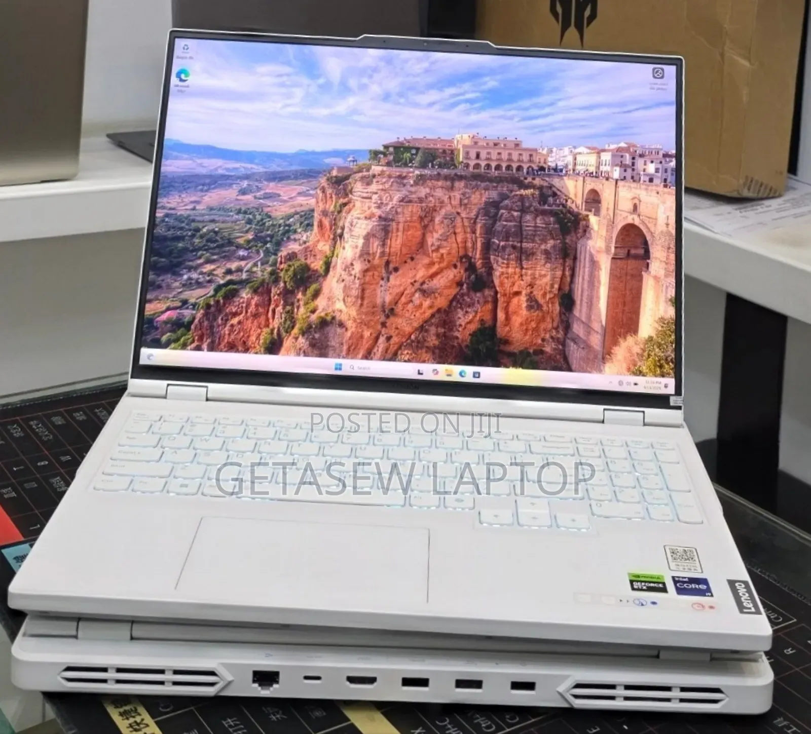 New Lenovo Legion Y7000P IRX9 Gaming Laptop 16GB Intel Core i9 SSD 1T