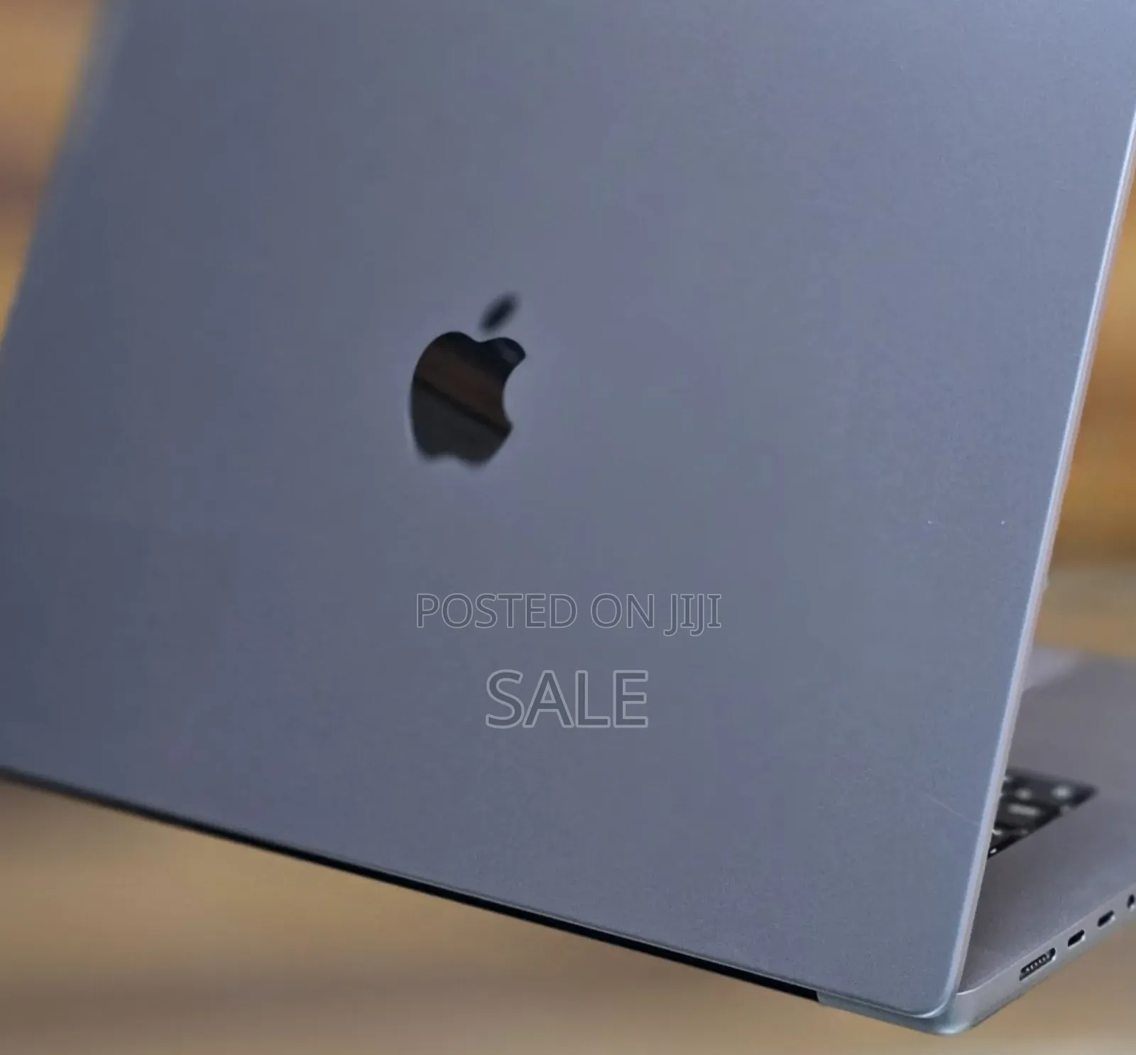 New Laptop Apple MacBook Pro M1 32GB Apple M1 Pro SSD 512GB
