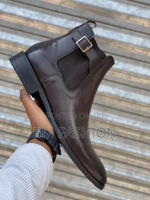 Anax Leather Chelsea Boots