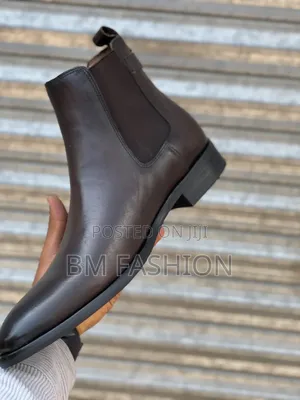 Anax Leather Chelsea Boots