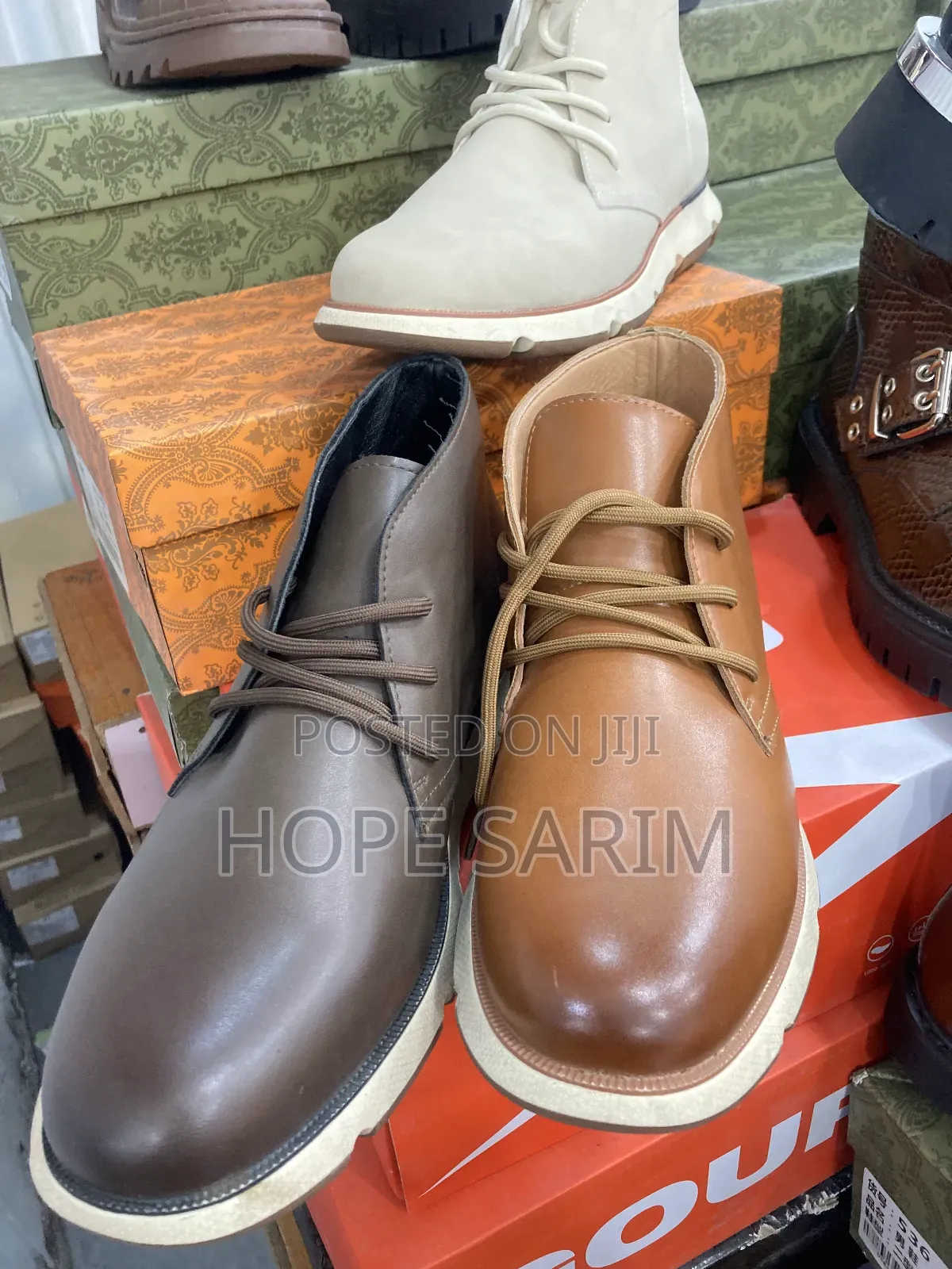 Stylish Men's Leather Chukka Boots