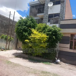 5bdrm House in Oromia, East Shewa for rent