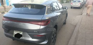 BYD E2 43 kWh 94 hp FWD 2024 Silver