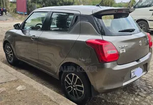 Suzuki Swift RS 2021 Gray