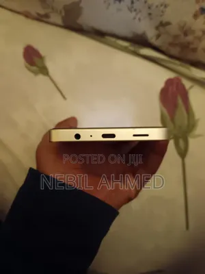 New Samsung Galaxy A06 128 GB Gold