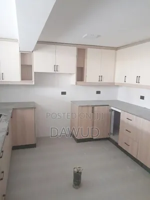 Furnished 6bdrm Apartment in Vila Bet, Bole for sale